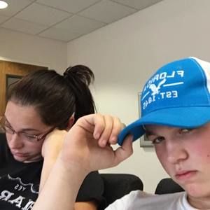 Meet your Posher, Dakota